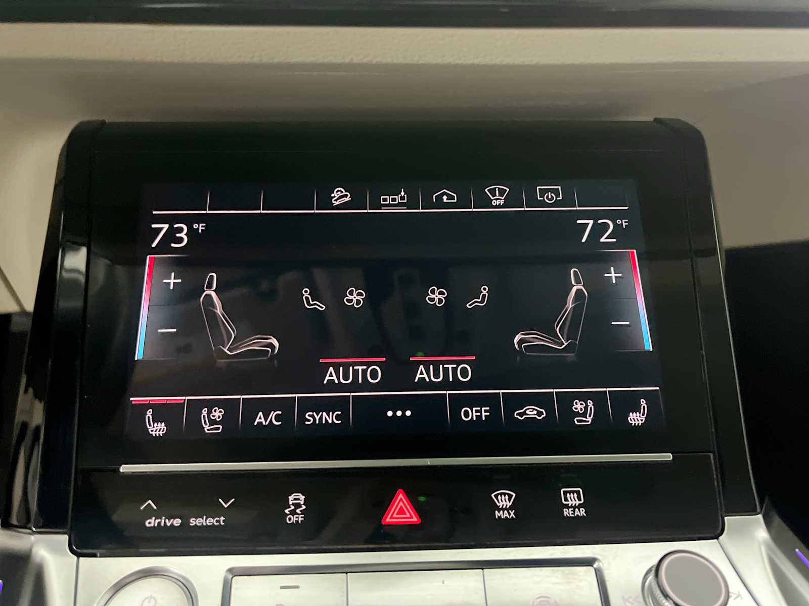 Used 2019 Audi e-tron Prestige image 23