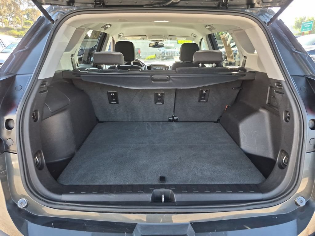 Used 2019 GMC Terrain SLE FWD image 18