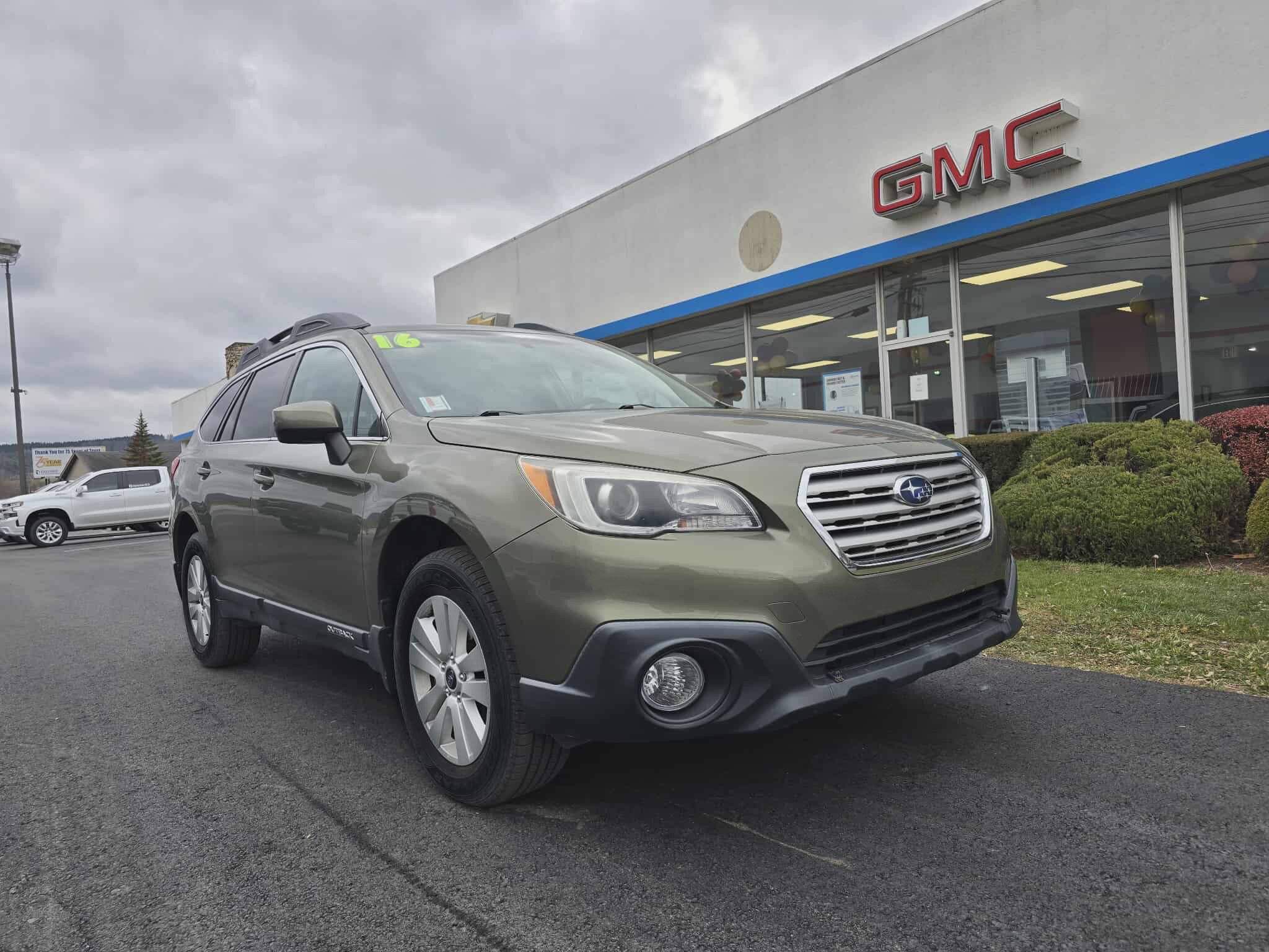 Used 2016 Subaru Outback 2.5i Premium w/ Protection Package #1 image 1