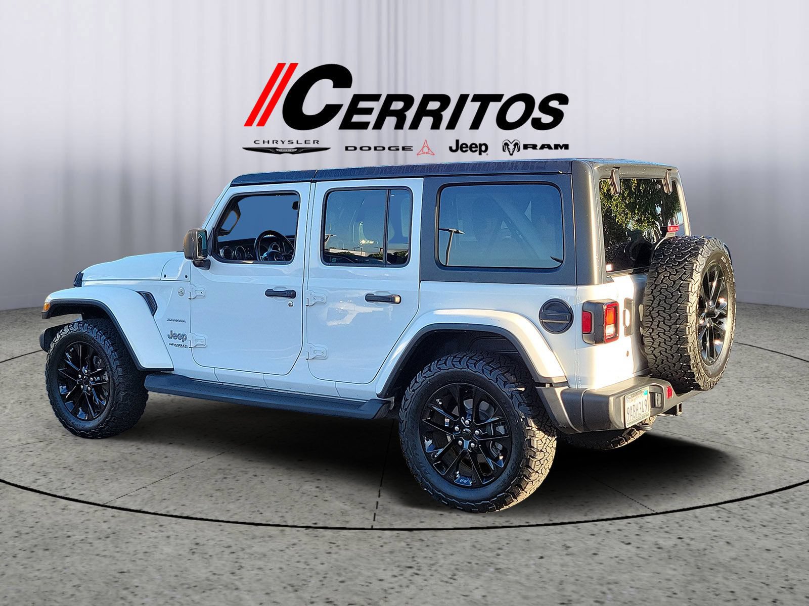Certified 2020 Jeep Wrangler Unlimited Sahara AWD/4WD image 2