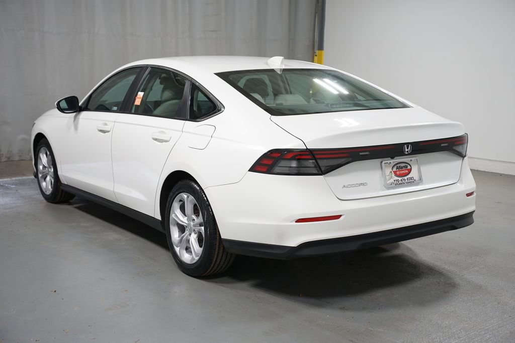 Used 2025 Honda Accord LX image 6