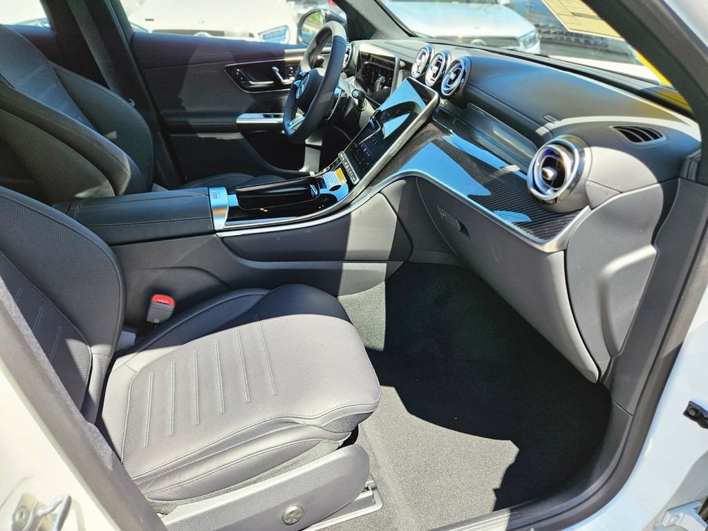 New 2026 Mercedes-Benz GLC 43 AMG 4MATIC image 11