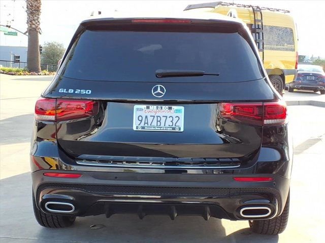Certified 2022 Mercedes-Benz GLB 250 image 22