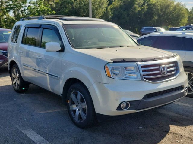 Used 2014 Honda Pilot Touring image 1