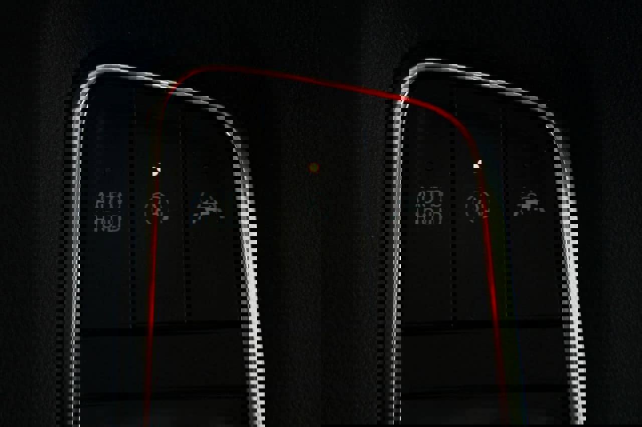 Used 2021 Cadillac Escalade Premium Luxury w/ Driver Assist Tech Package AWD/4WD image 35