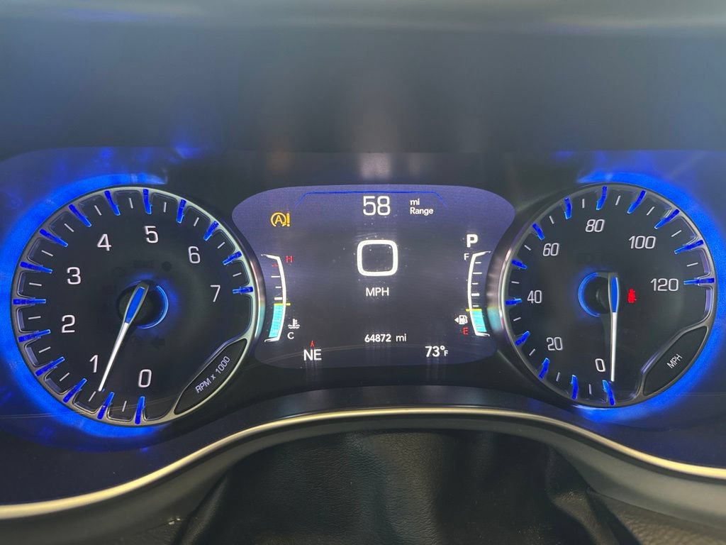 Used 2019 Chrysler Pacifica Limited w/ Advanced Safetytec Group FWD image 21