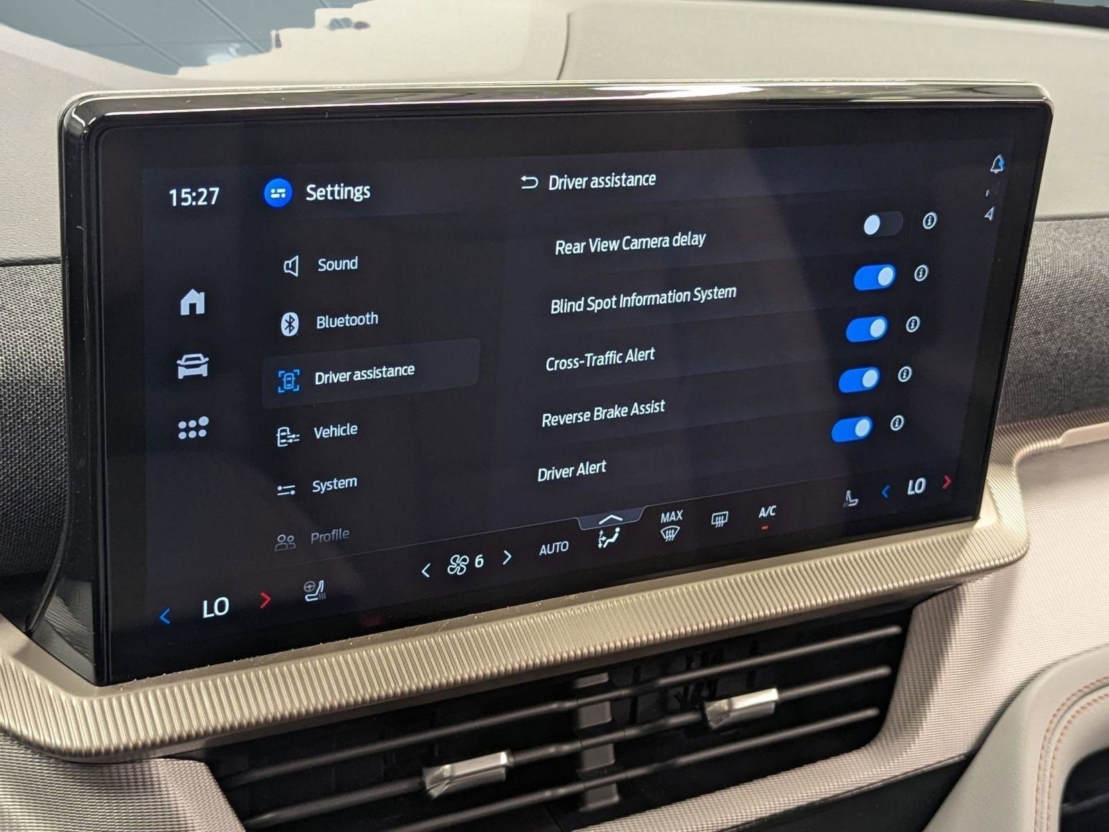 New 2026 Ford Explorer Active w/ Active Comfort Package image 29