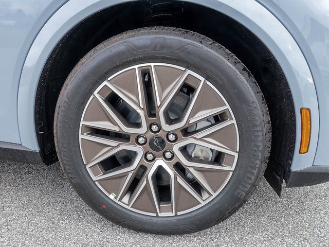 New 2025 Ford Mustang Mach-E Premium image 4