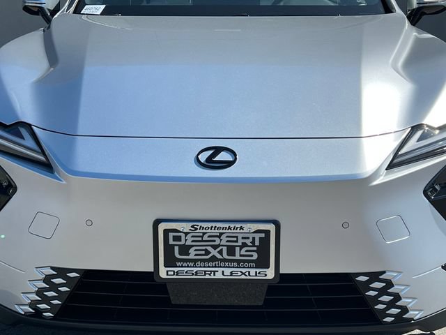 New 2026 Lexus ES 350e FWD video 4