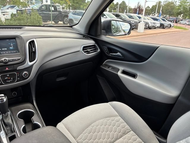Used 2018 Chevrolet Equinox LS AWD/4WD image 18