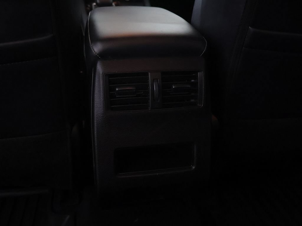 Used 2024 Mitsubishi Outlander SE FWD image 46