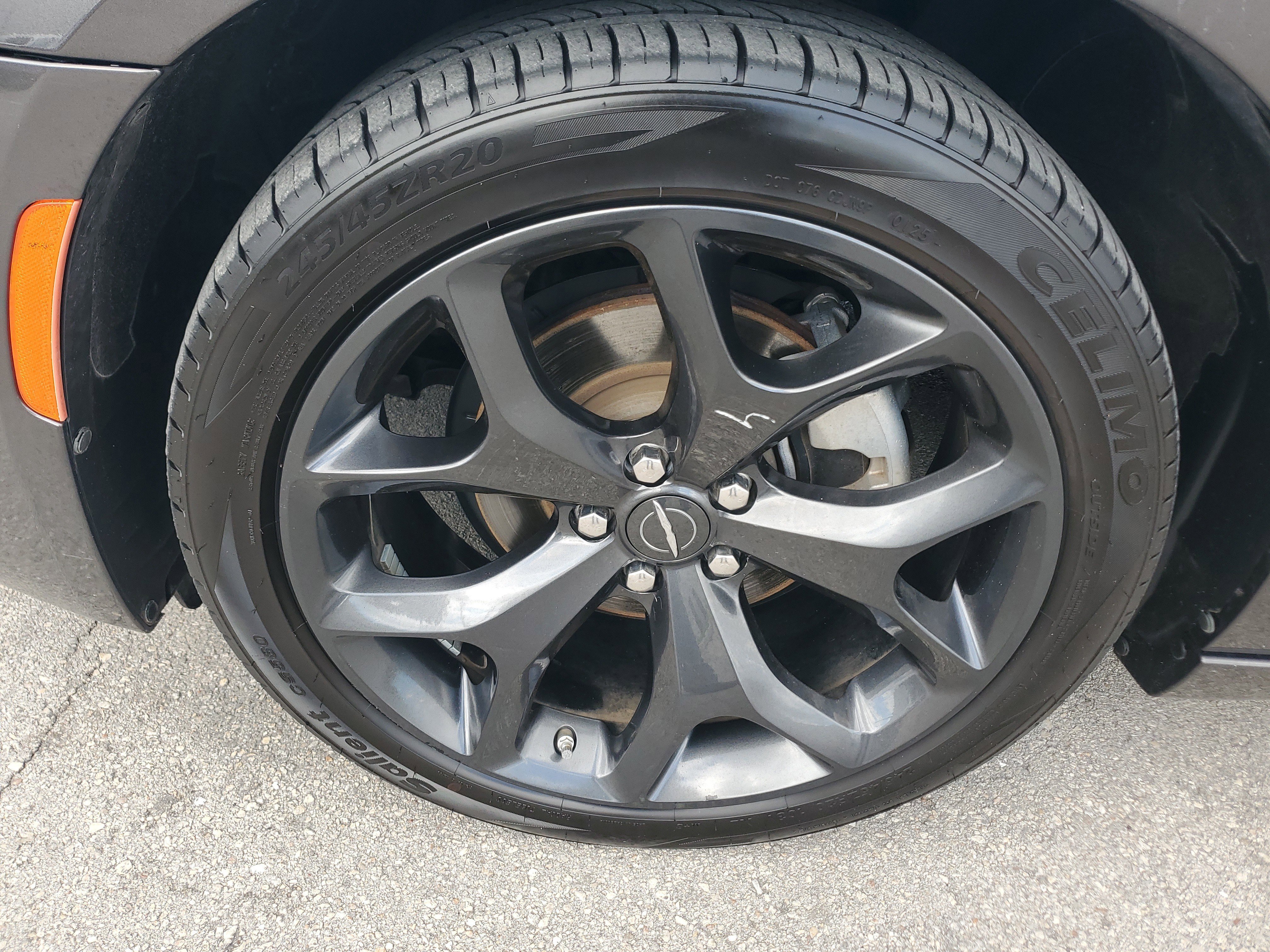 Used 2023 Chrysler 300 S image 28