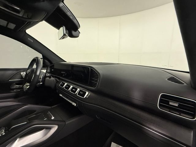 Used 2023 Mercedes-Benz GLS 63 AMG 4MATIC image 30