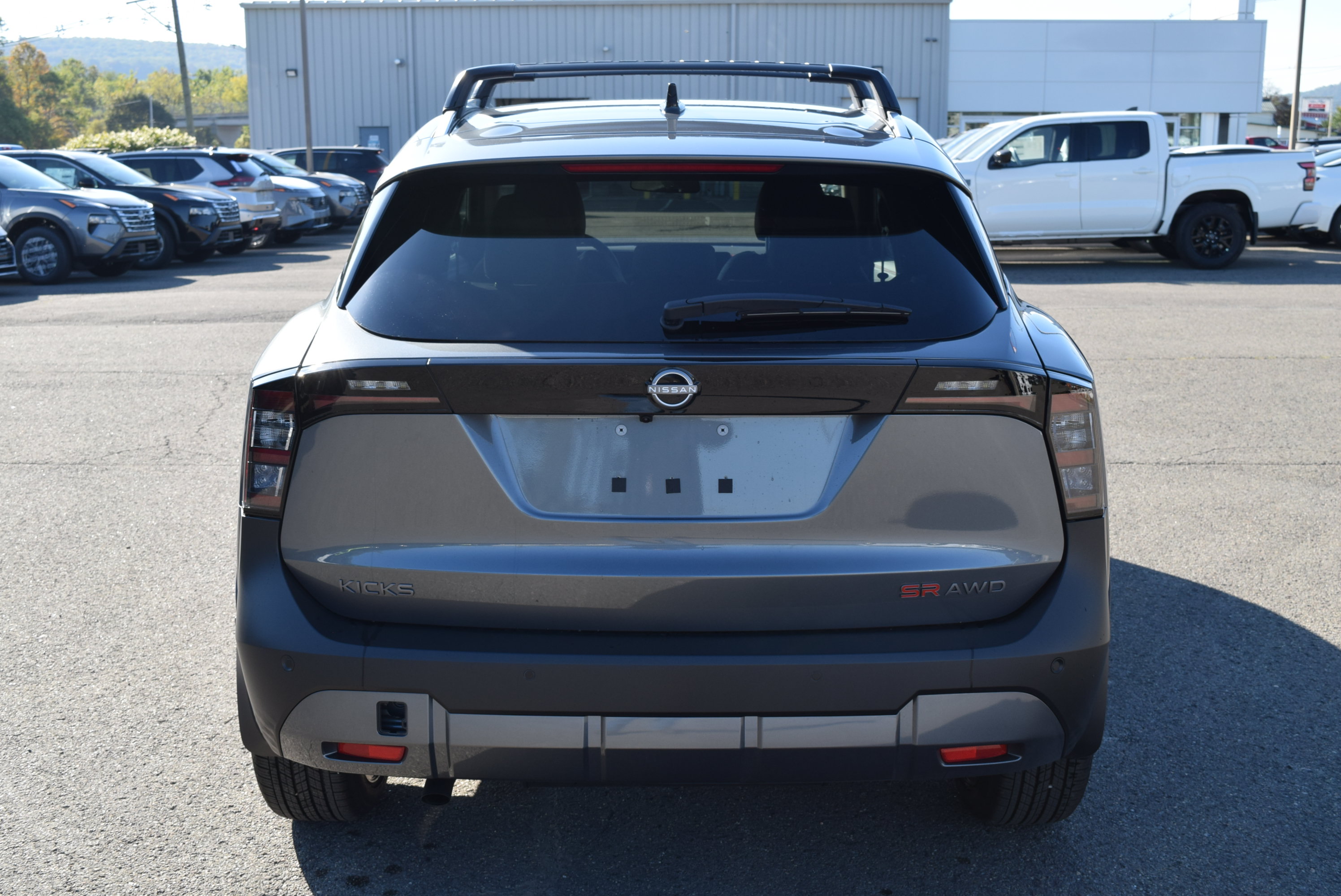 Used 2026 Nissan Kicks SR w/ Cold Weather Package AWD/4WD image 7