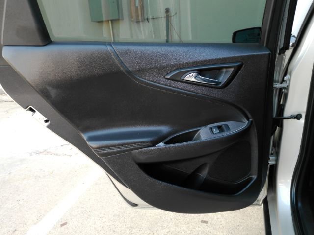 Used 2016 Chevrolet Malibu LT w/ Leather Package image 18