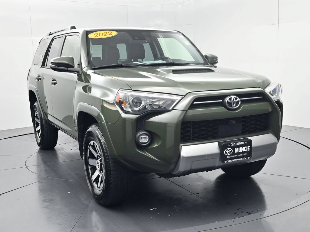 Used 2022 Toyota 4Runner TRD Off-Road Premium AWD/4WD image 2