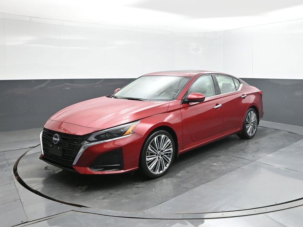 Used 2025 Nissan Altima 2.5 SL