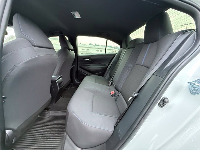 Used 2022 Toyota Corolla SE FWD image 12