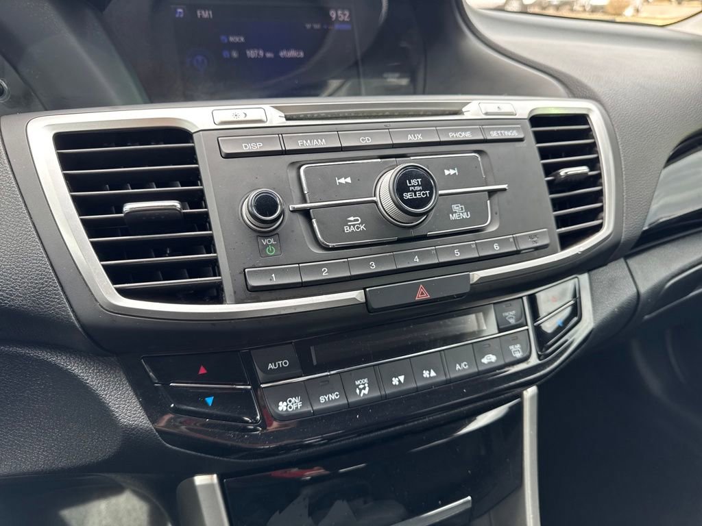 Used 2016 Honda Accord LX image 38