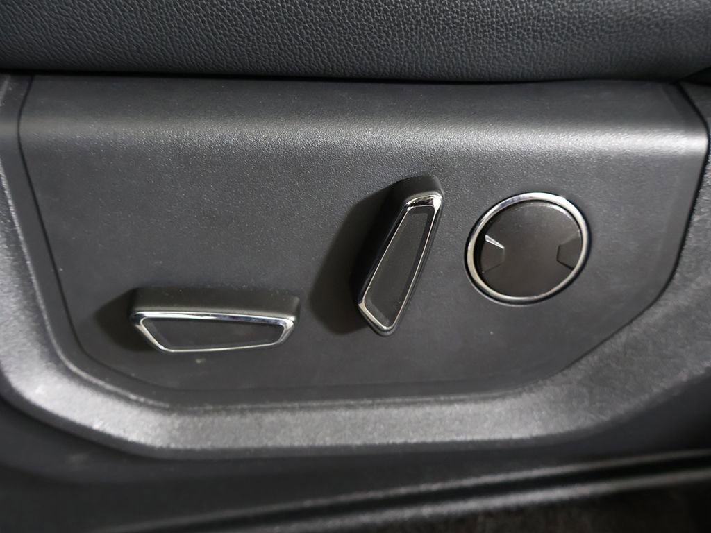Used 2023 Ford Expedition Max Limited AWD/4WD image 38
