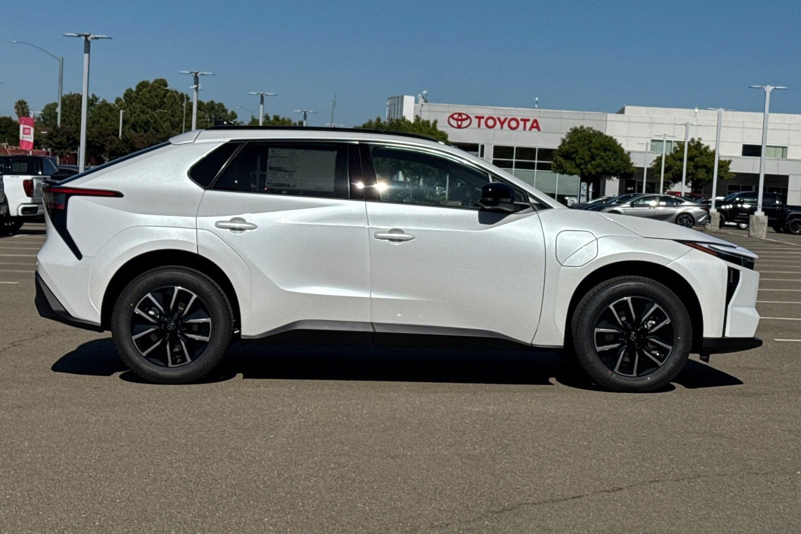 New 2026 Toyota bZ FWD image 3