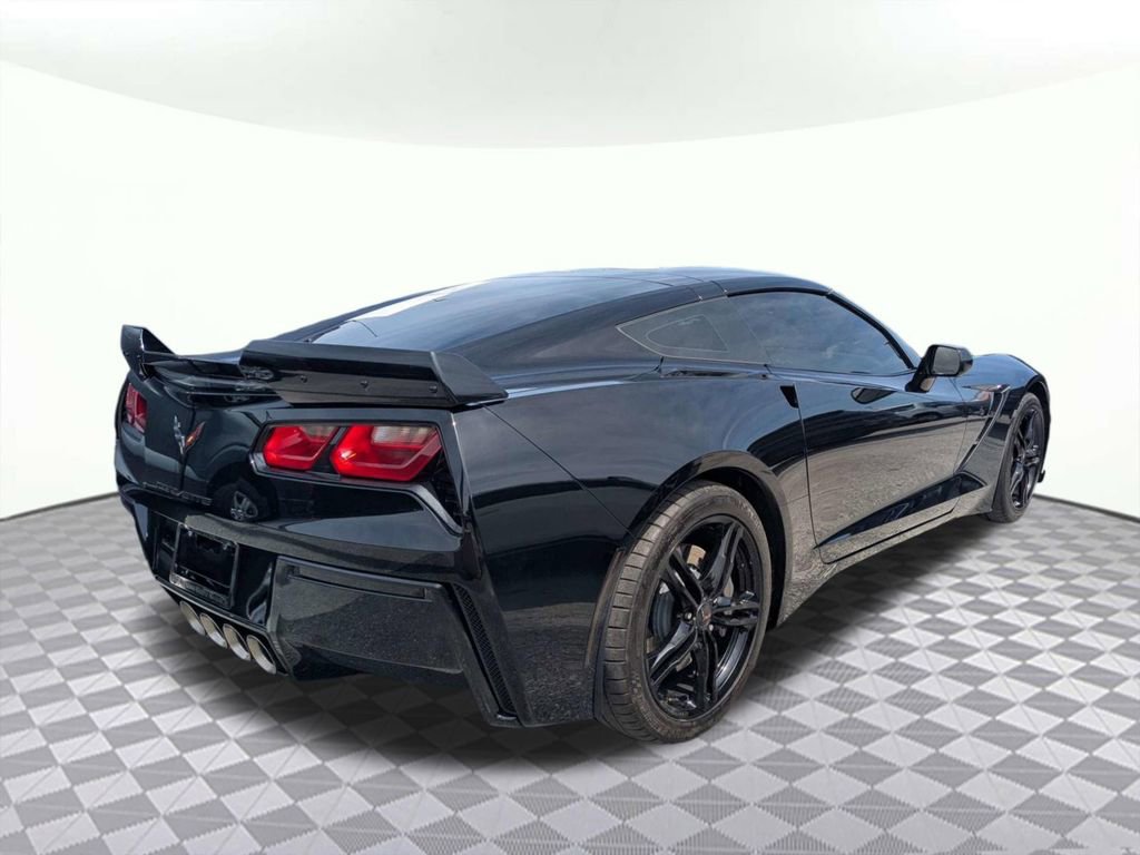 Used 2017 Chevrolet Corvette Stingray Coupe w/ 2LT Preferred Equipment Group RWD image 2