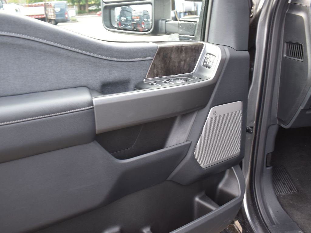 New 2026 Ford F350 Lariat image 17