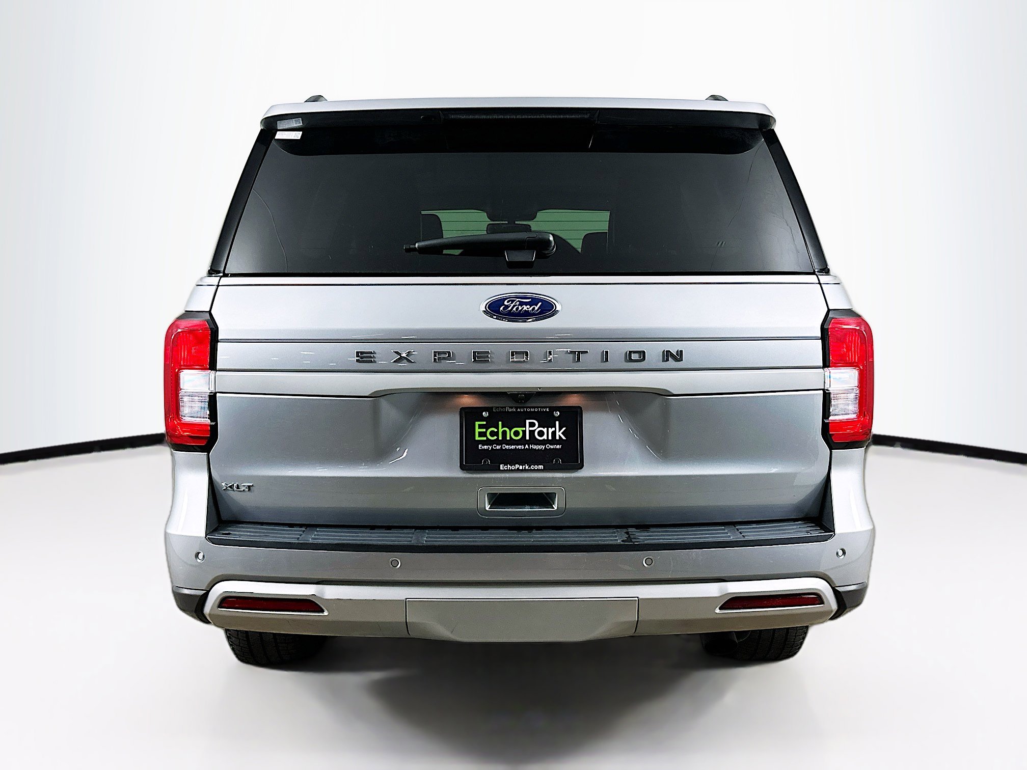 Used 2024 Ford Expedition XLT image 7