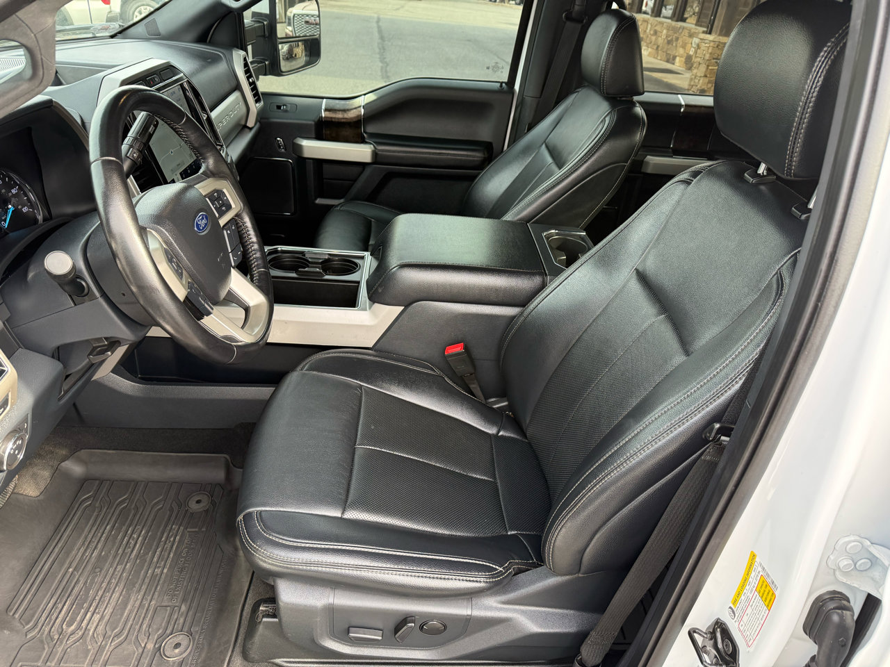 Used 2022 Ford F250 Lariat w/ Lariat Value Package image 12