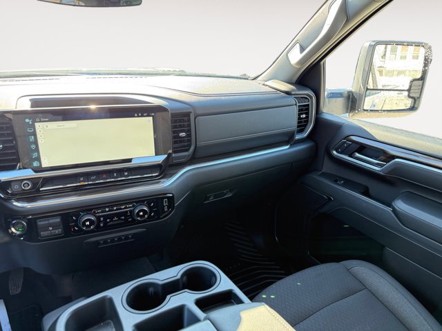 Certified 2025 Chevrolet Silverado 2500 LT w/ Convenience Package image 11