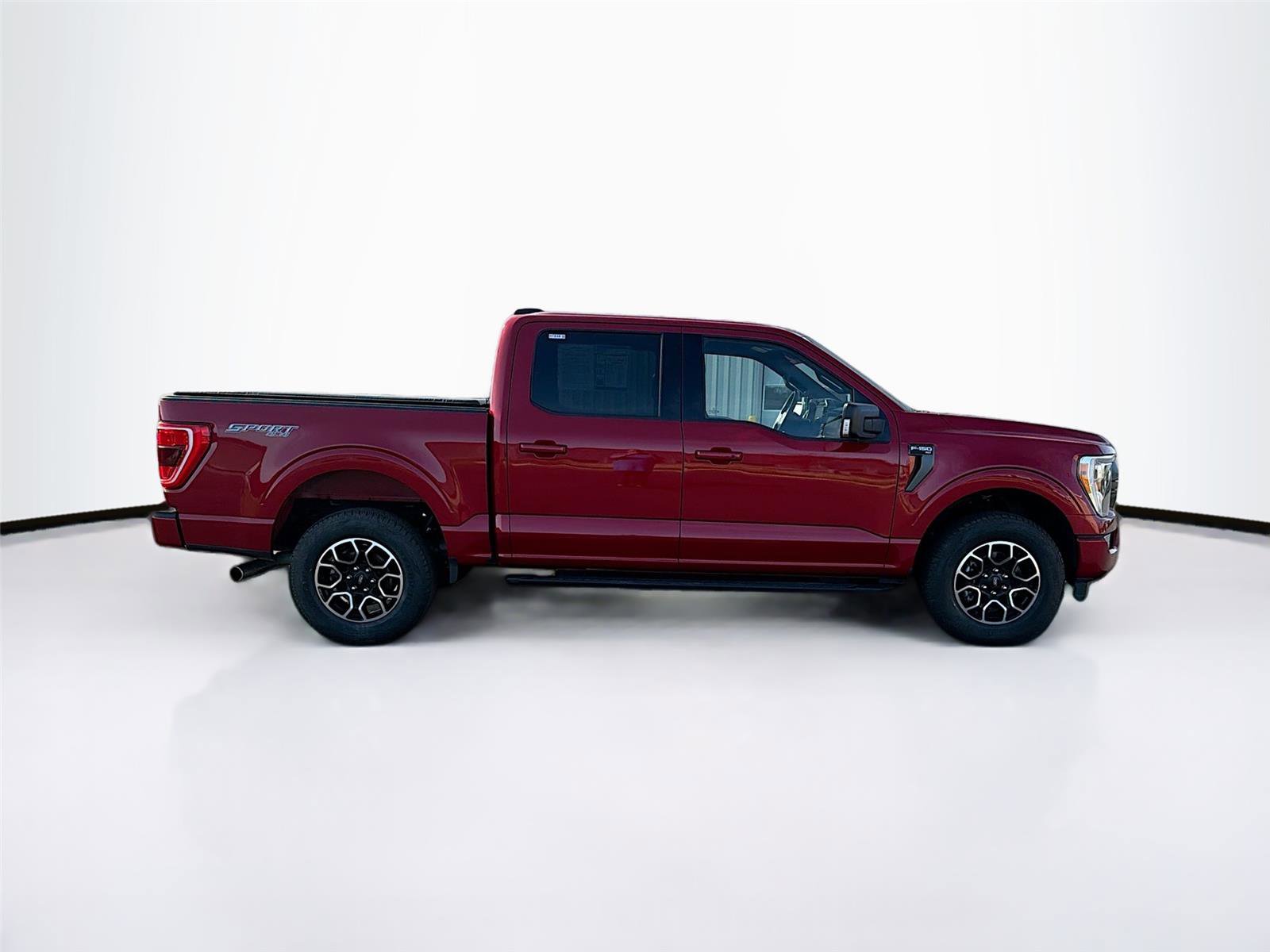 Used 2022 Ford F150 XLT w/ Equipment Group 302A High image 8