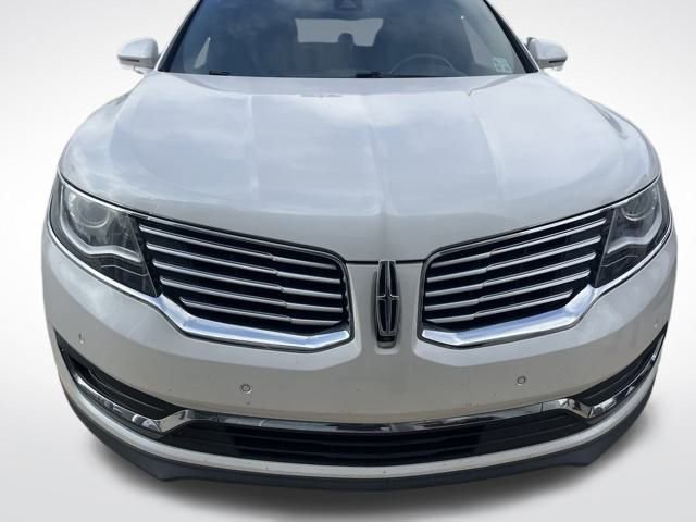 Used 2016 Lincoln MKX Reserve w/ Technology Package image 3