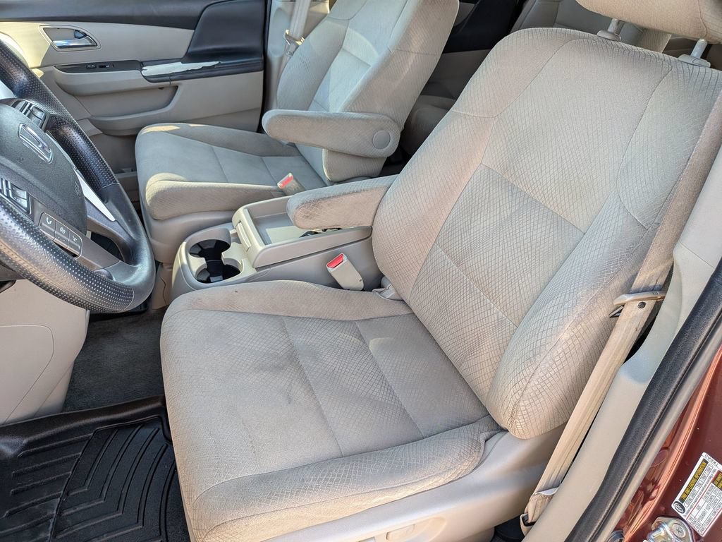Used 2017 Honda Odyssey SE image 14