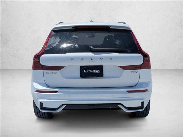 New 2026 Volvo XC60 T8 Plus w/ Climate Package PRO AWD/4WD image 7