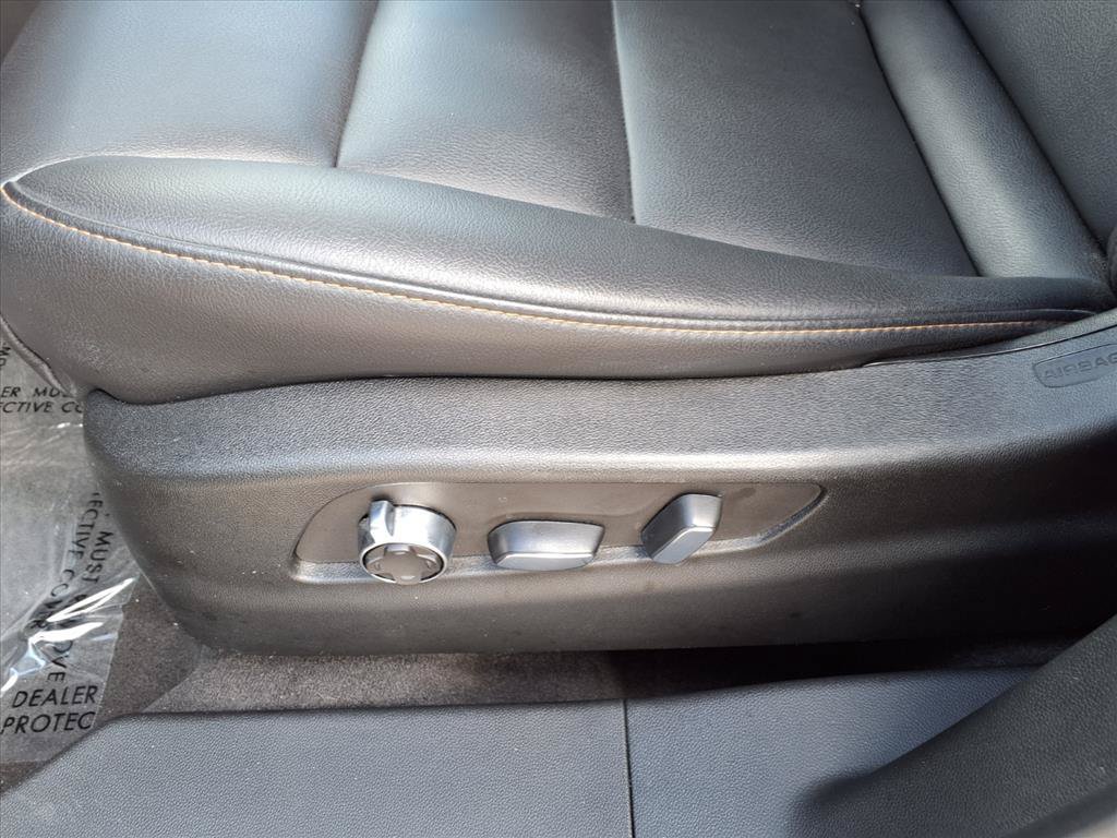 Used 2023 Cadillac XT4 Sport FWD image 21
