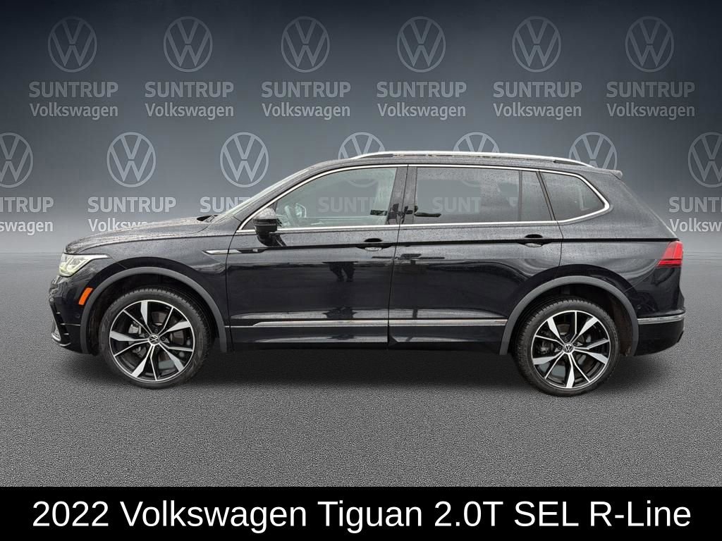 Used 2022 Volkswagen Tiguan SEL R-Line image 2