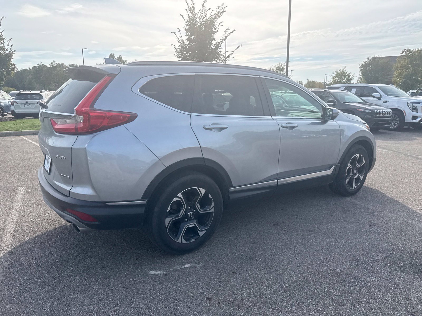 Used 2018 Honda CR-V Touring image 5