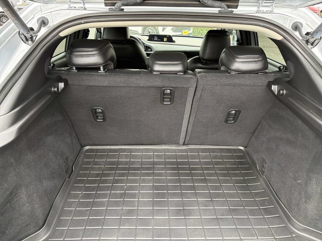 Used 2021 MAZDA CX-30 AWD 2.5 S w/ Premium Package image 27