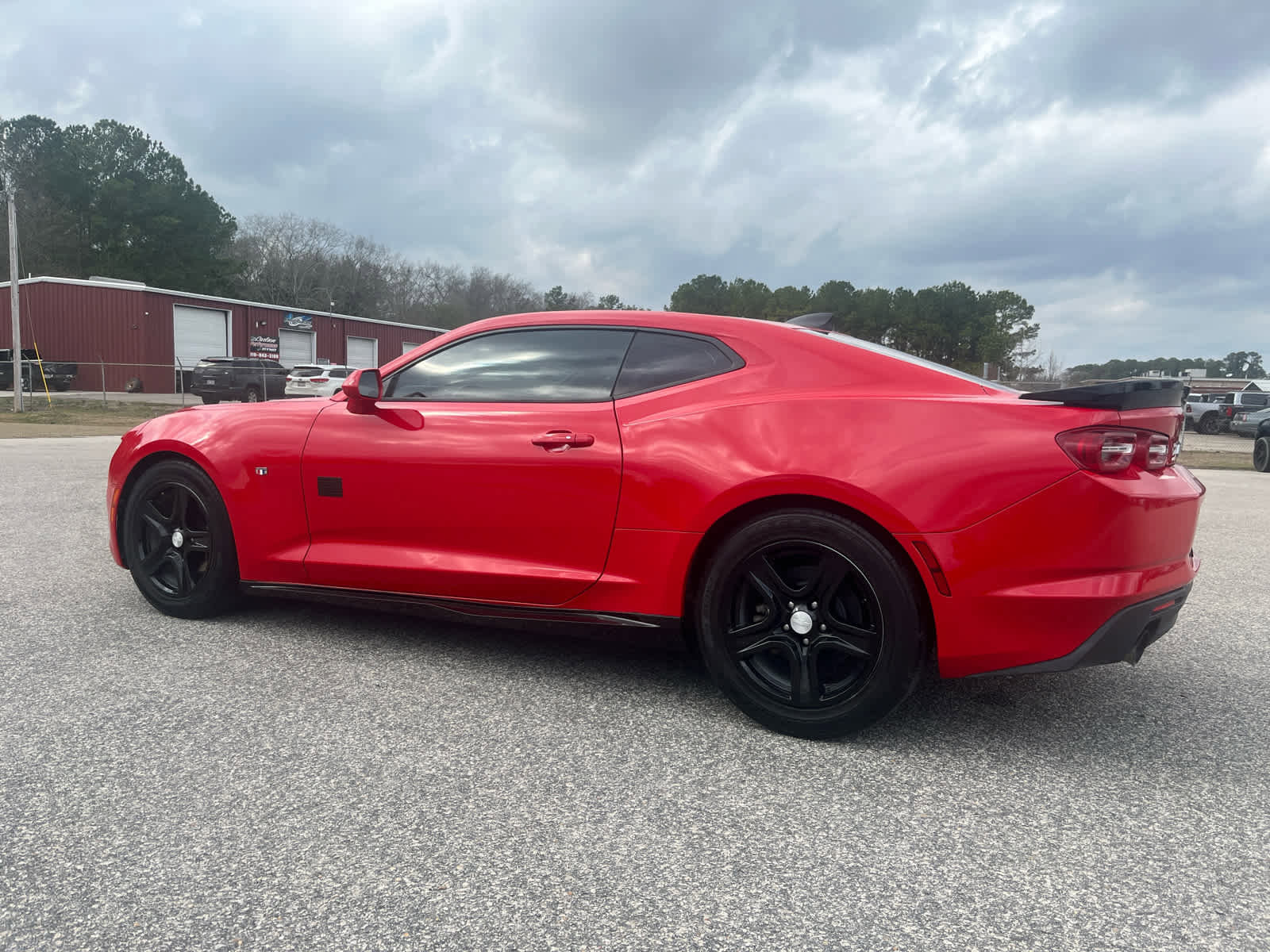 Used 2020 Chevrolet Camaro LT image 3