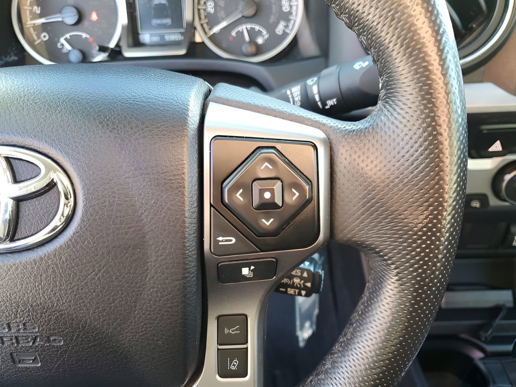 Used 2021 Toyota Tacoma SR5 image 33