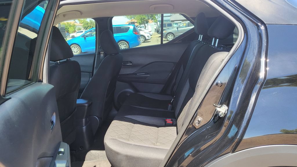 Used 2019 Nissan Kicks SV FWD image 23