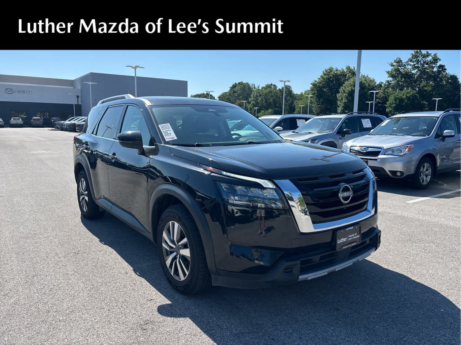 Used 2025 Nissan Pathfinder SL AWD/4WD video 1
