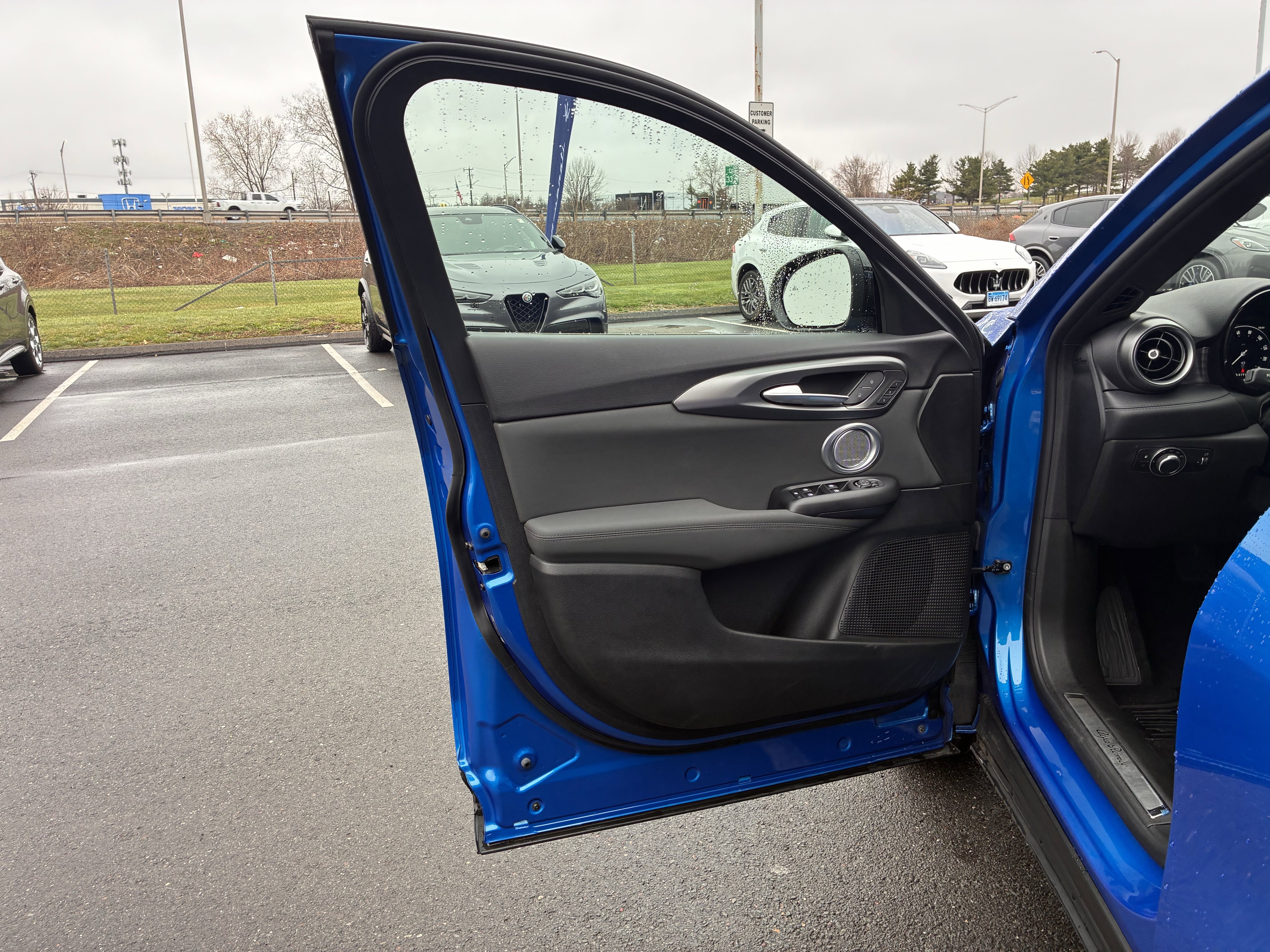 Certified 2024 Alfa Romeo Tonale Speciale image 14