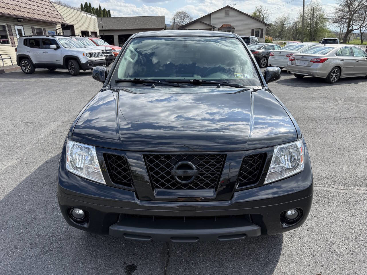 Used 2019 Nissan Frontier SV w/ Value Truck Package image 8