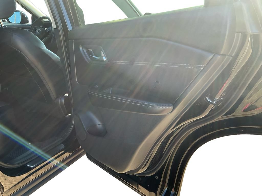 Used 2026 Nissan Rogue Dark Armor AWD/4WD image 19