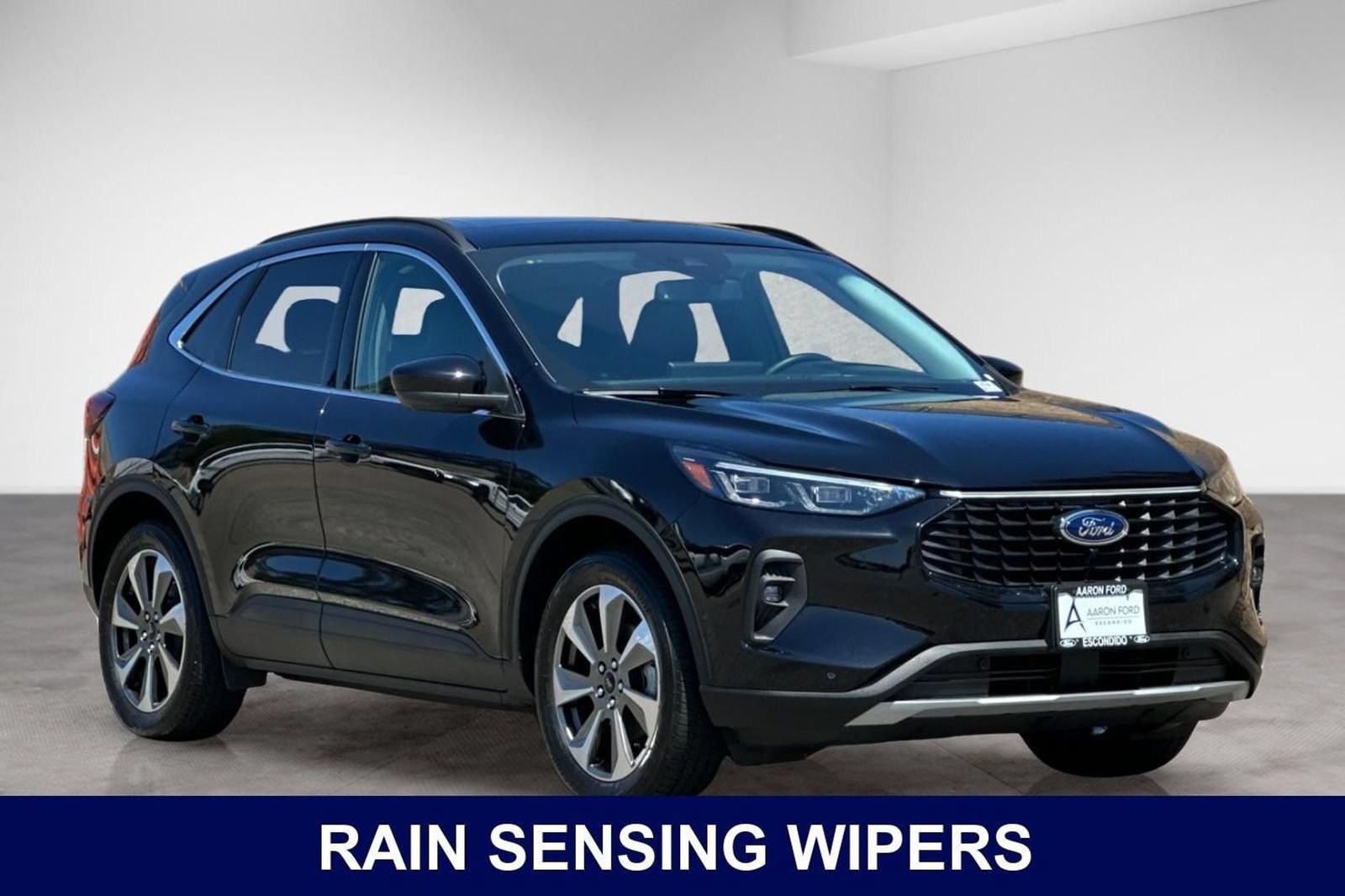 Used 2024 Ford Escape Platinum w/ Premium Technology Package AWD/4WD image 8