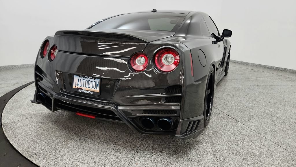 Used 2018 Nissan GT-R Premium AWD/4WD image 24