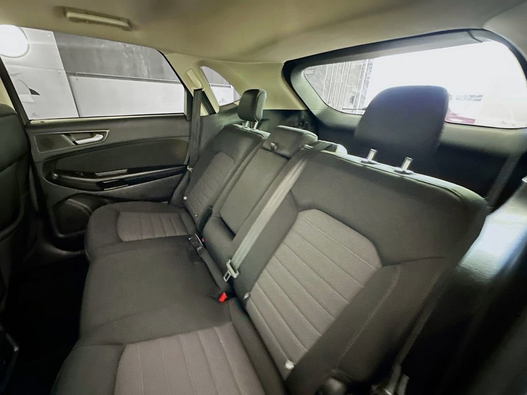 Used 2017 Ford Edge SE AWD/4WD image 22