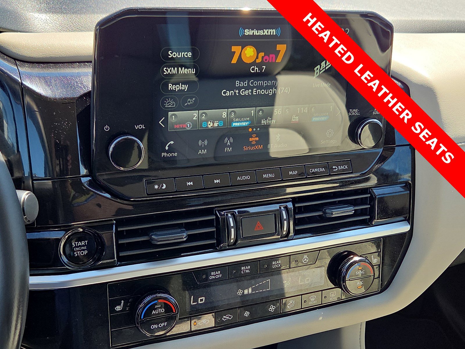 Used 2025 Nissan Pathfinder SL image 18