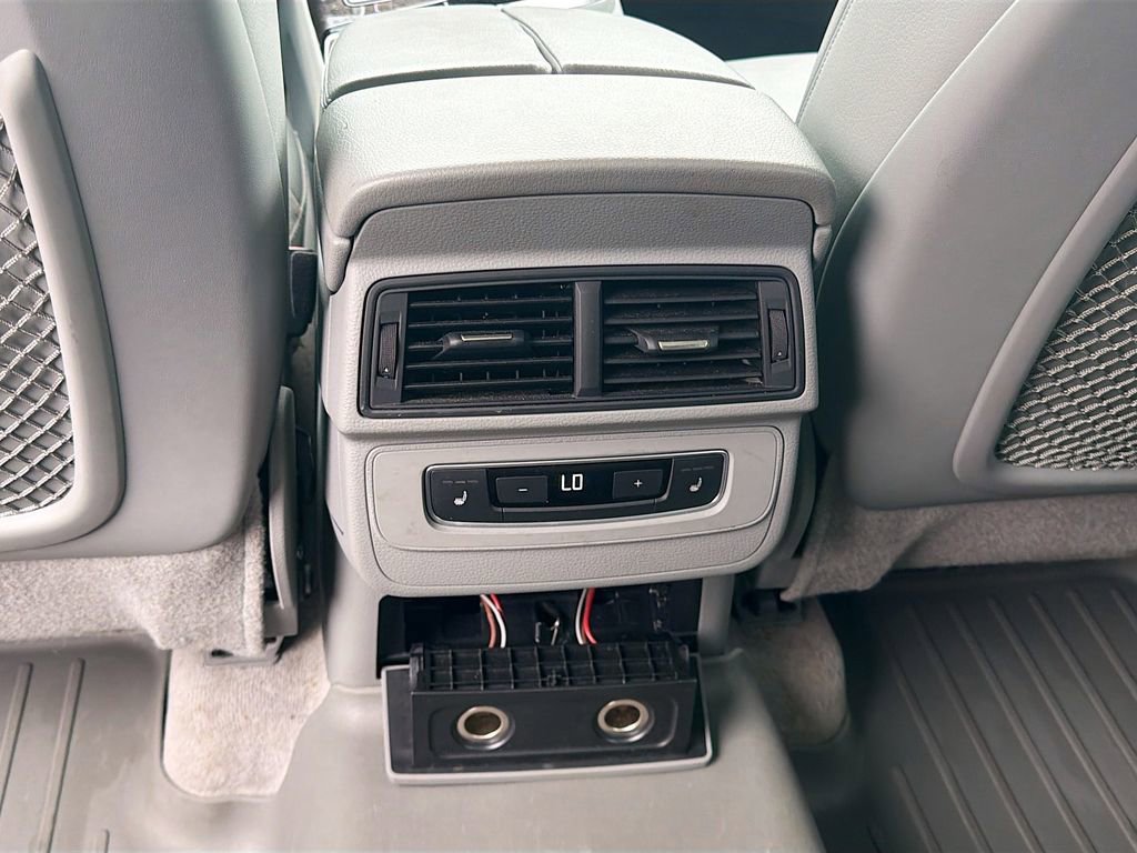 Used 2017 Audi Q7 3.0T Premium Plus w/ Premium Plus Package image 21